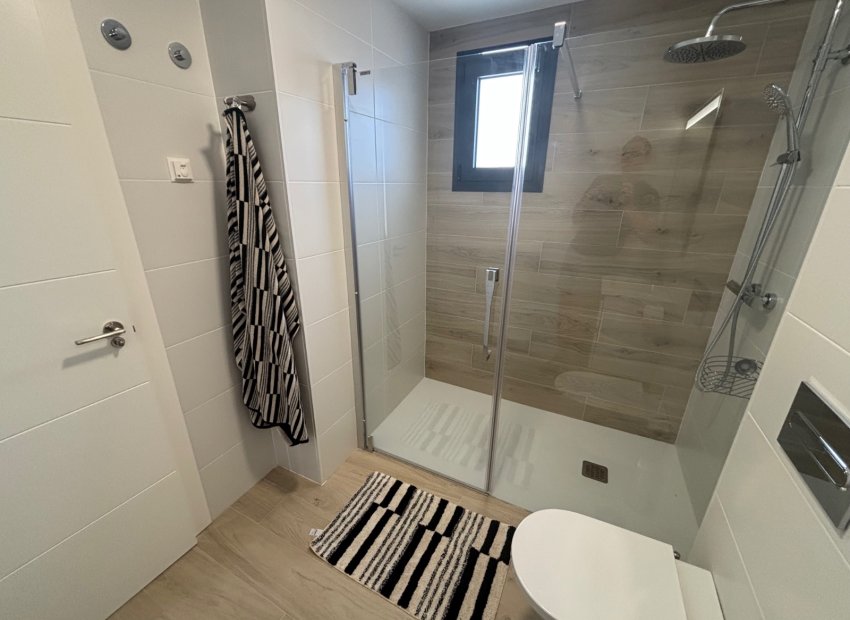 Resale - Villa - Los Alcázares - Roda