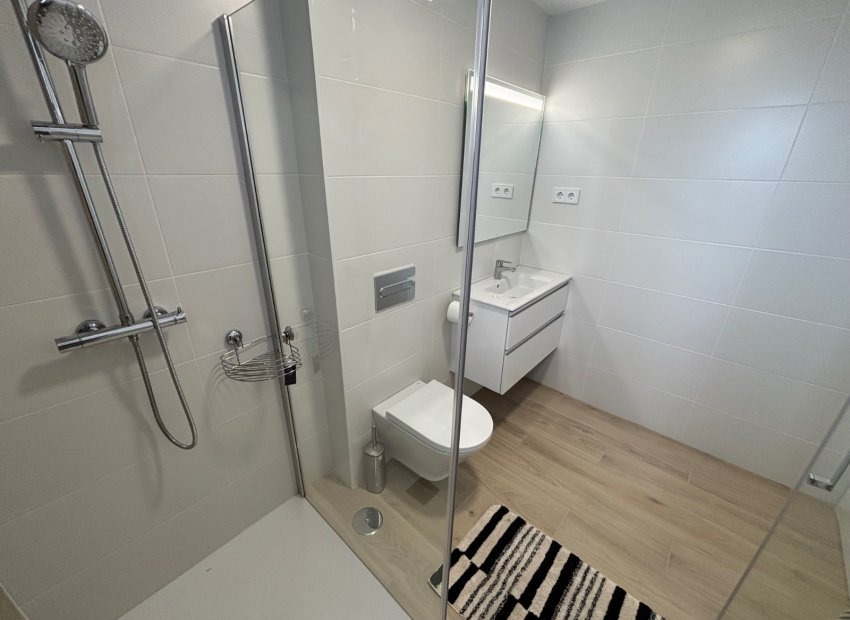 Resale - Villa - Los Alcázares - Roda