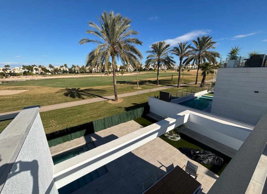 Resale - Villa - Los Alcázares - Roda