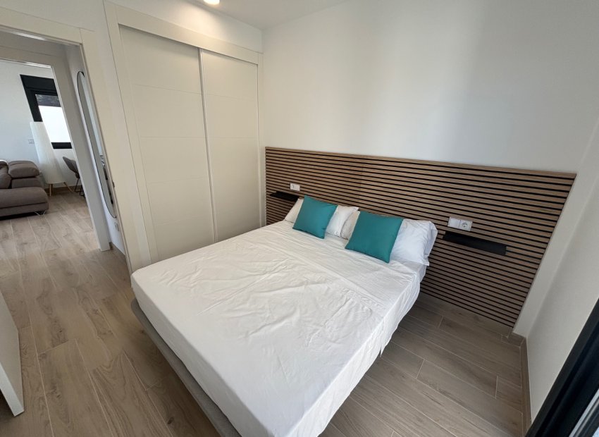 Resale - Villa - Los Alcázares - Roda