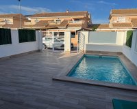 Resale - Villa - Los Alcázares