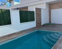 Resale - Villa - Los Alcázares