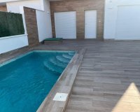 Resale - Villa - Los Alcázares