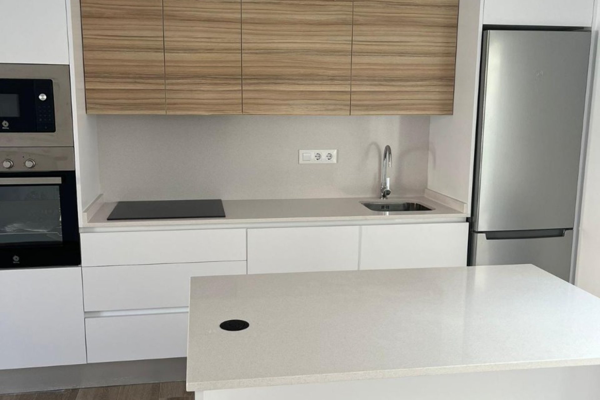 Resale - Villa - Los Alcázares