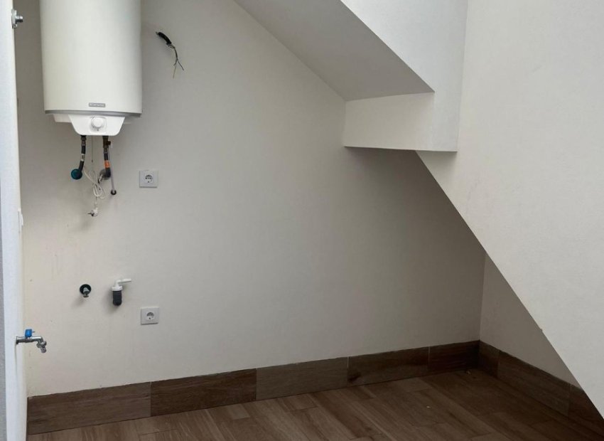 Resale - Villa - Los Alcázares