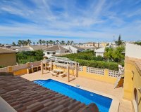 Resale - Villa - Los Alcázares