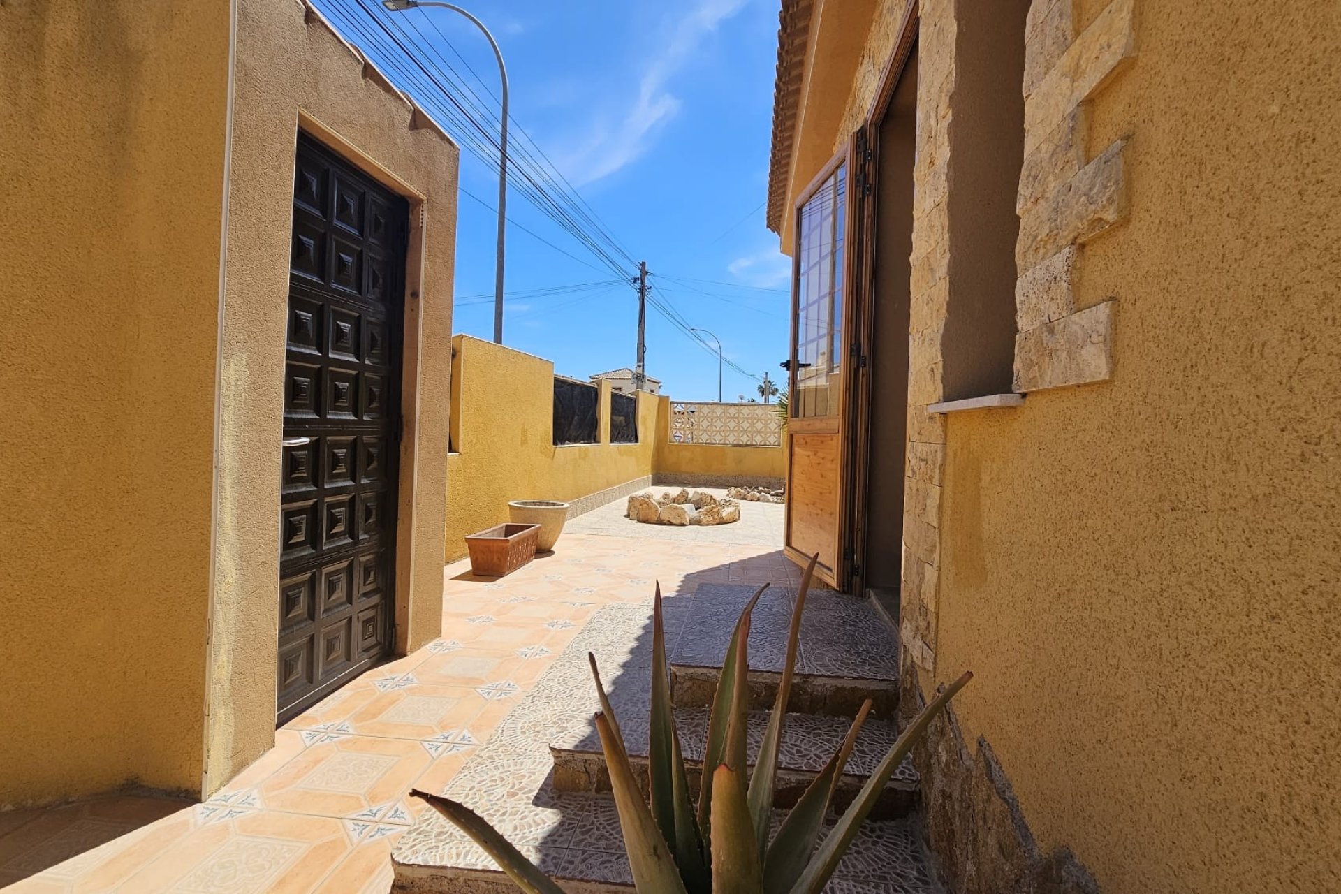 Resale - Villa - Los Alcázares