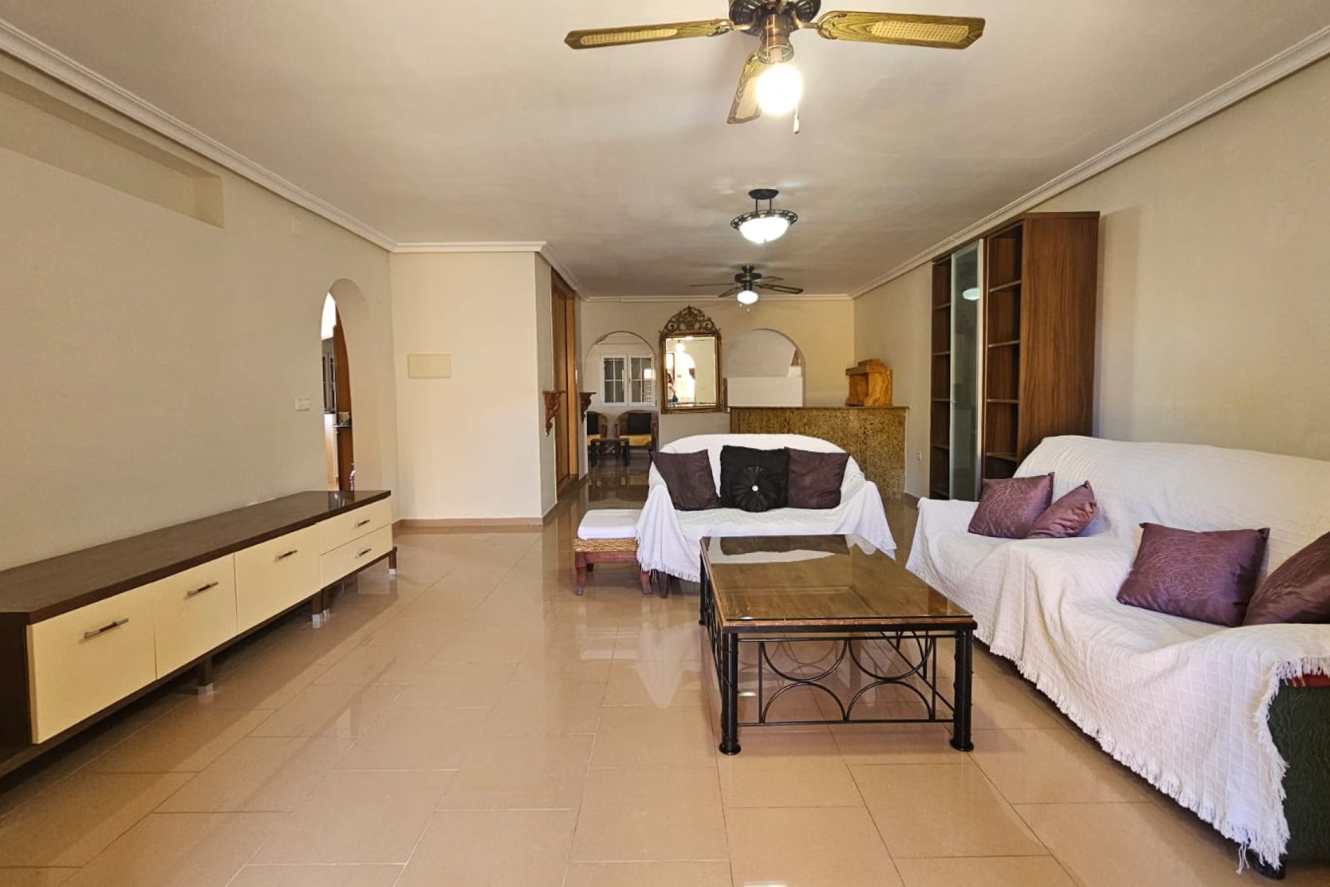 Resale - Villa - Los Alcázares