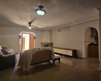 Resale - Villa - Los Alcázares