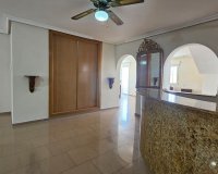 Resale - Villa - Los Alcázares