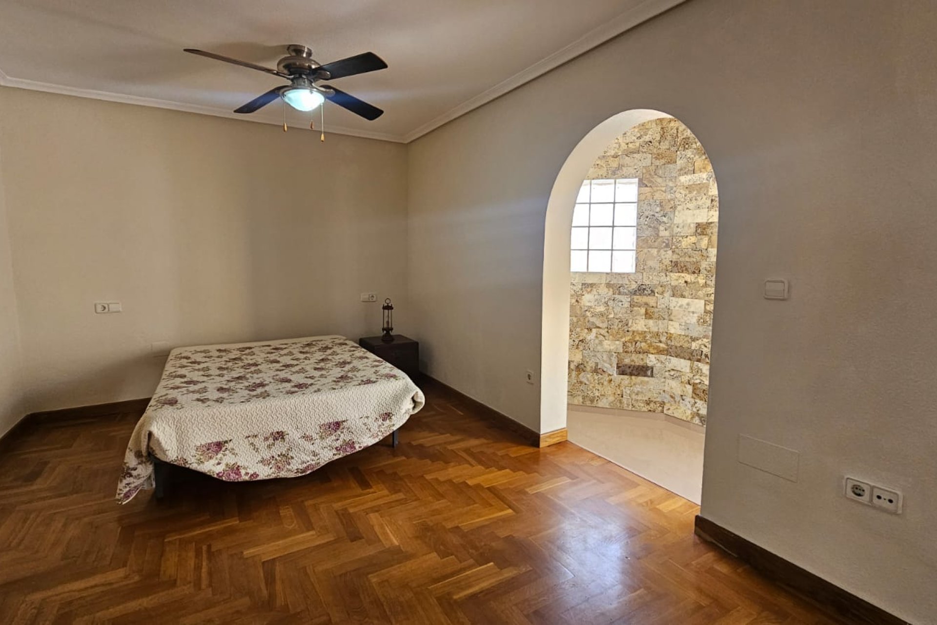 Resale - Villa - Los Alcázares