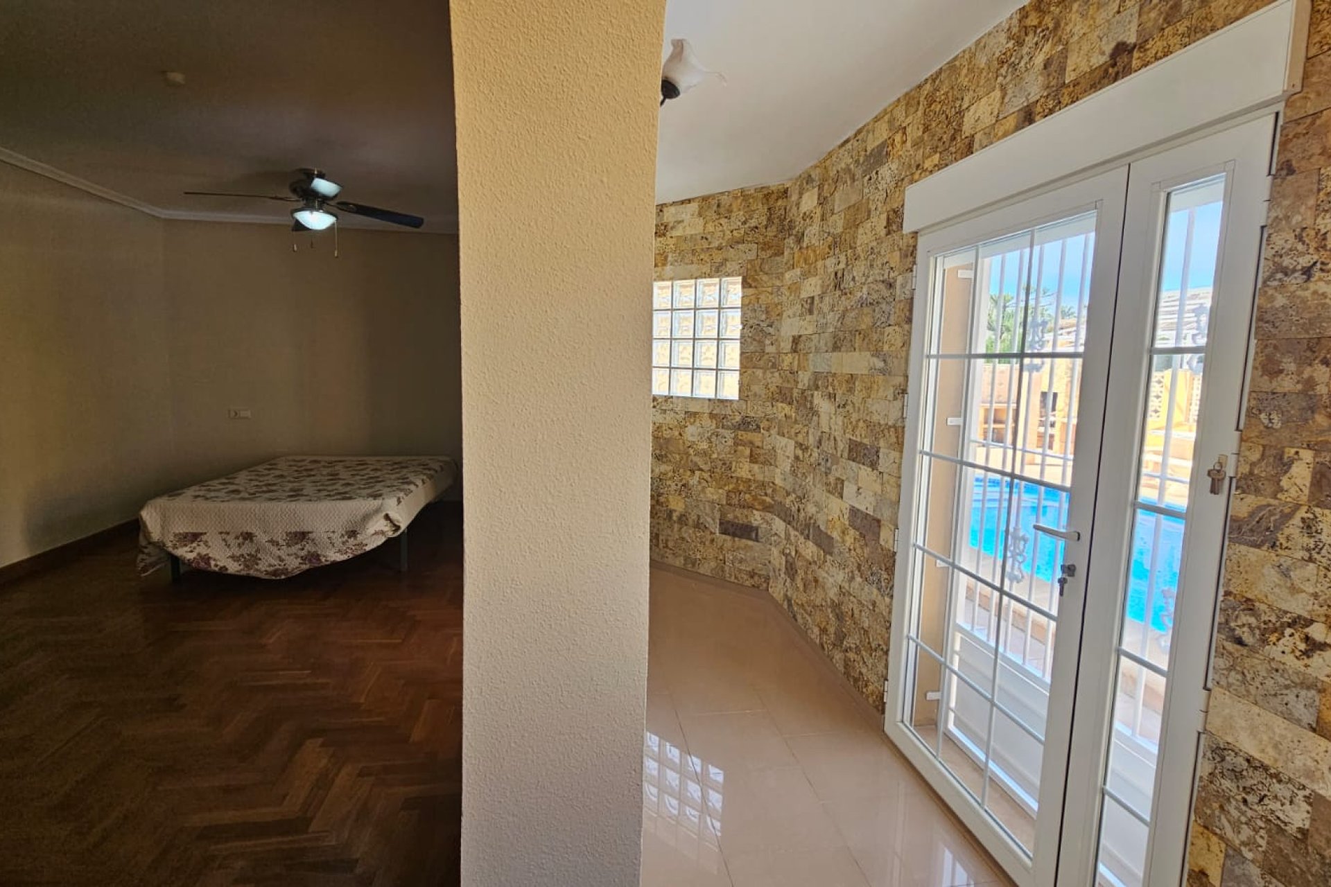 Resale - Villa - Los Alcázares