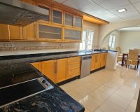 Resale - Villa - Los Alcázares