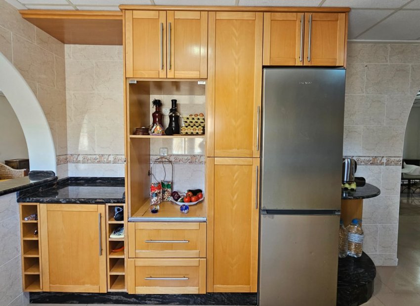 Resale - Villa - Los Alcázares