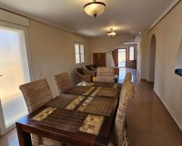 Resale - Villa - Los Alcázares