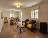 Resale - Villa - Los Alcázares