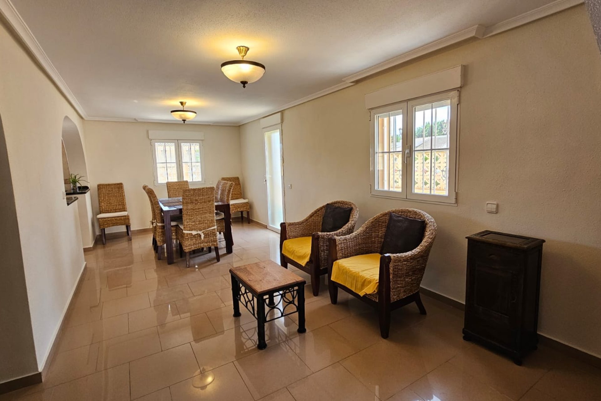 Resale - Villa - Los Alcázares