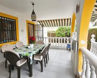 Resale - Villa - Los Alcázares