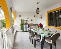 Resale - Villa - Los Alcázares