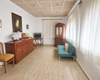 Resale - Villa - Los Alcázares