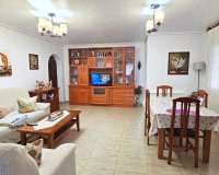 Resale - Villa - Los Alcázares