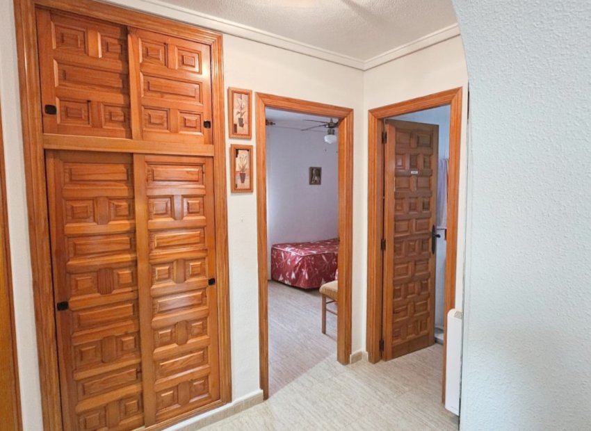 Resale - Villa - Los Alcázares