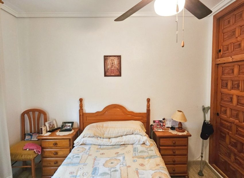 Resale - Villa - Los Alcázares