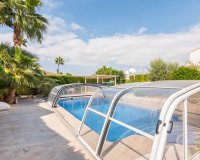 Resale - Villa - Los Alcázares