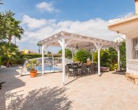 Resale - Villa - Los Alcázares