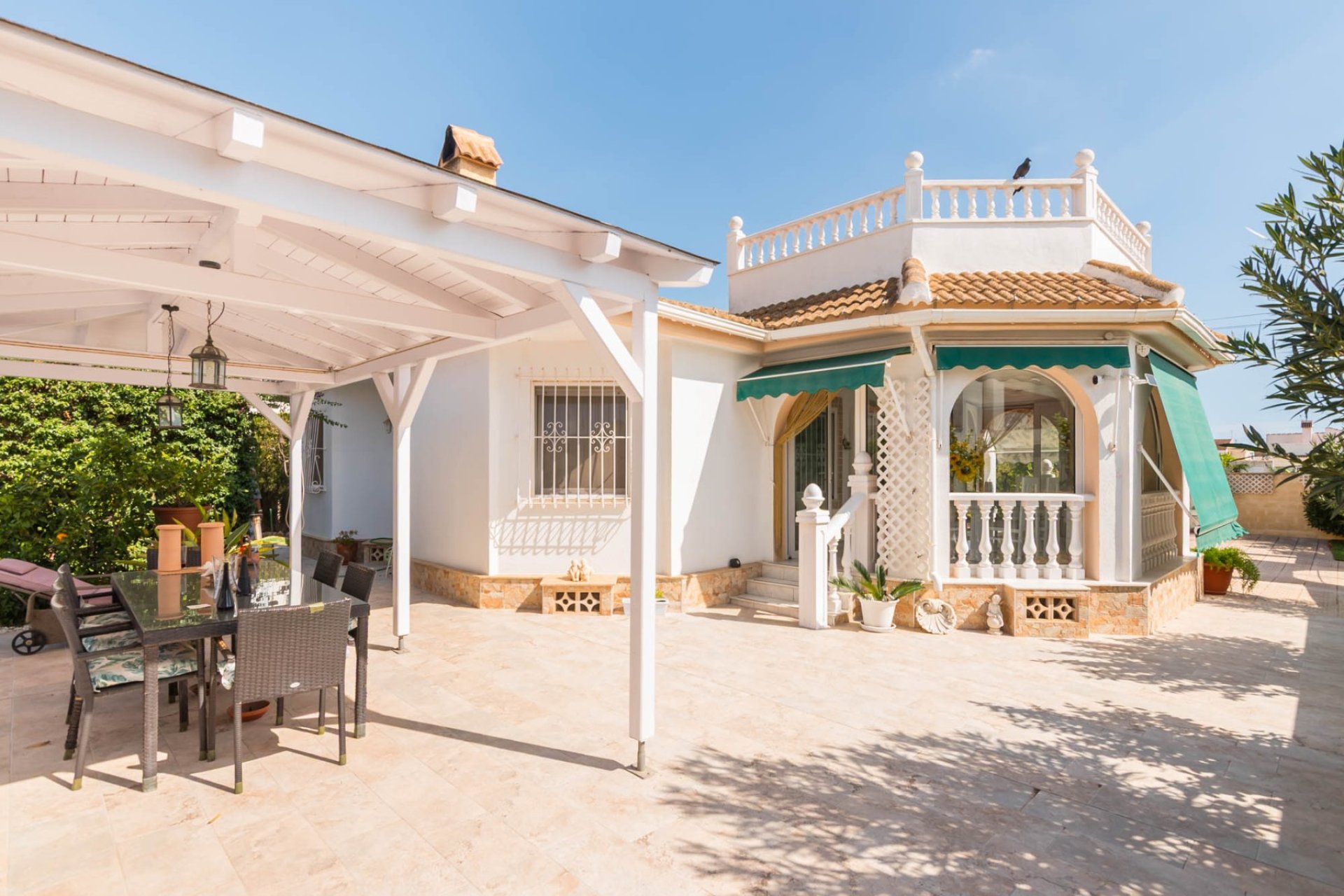 Resale - Villa - Los Alcázares