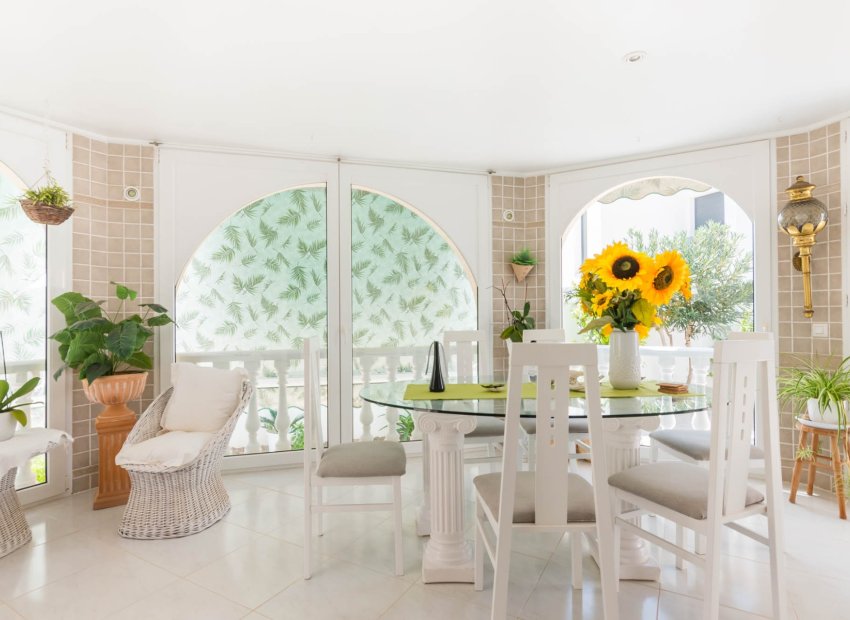 Resale - Villa - Los Alcázares