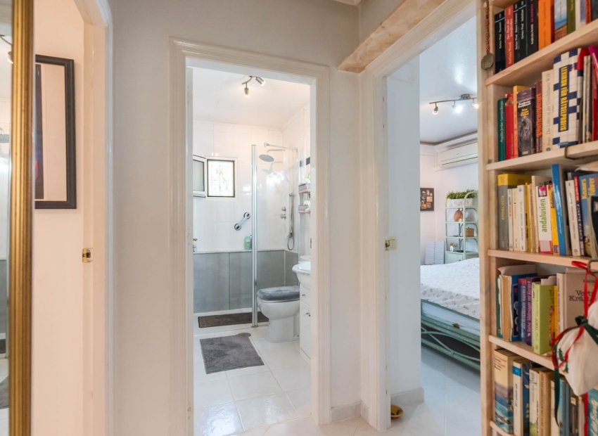 Resale - Villa - Los Alcázares