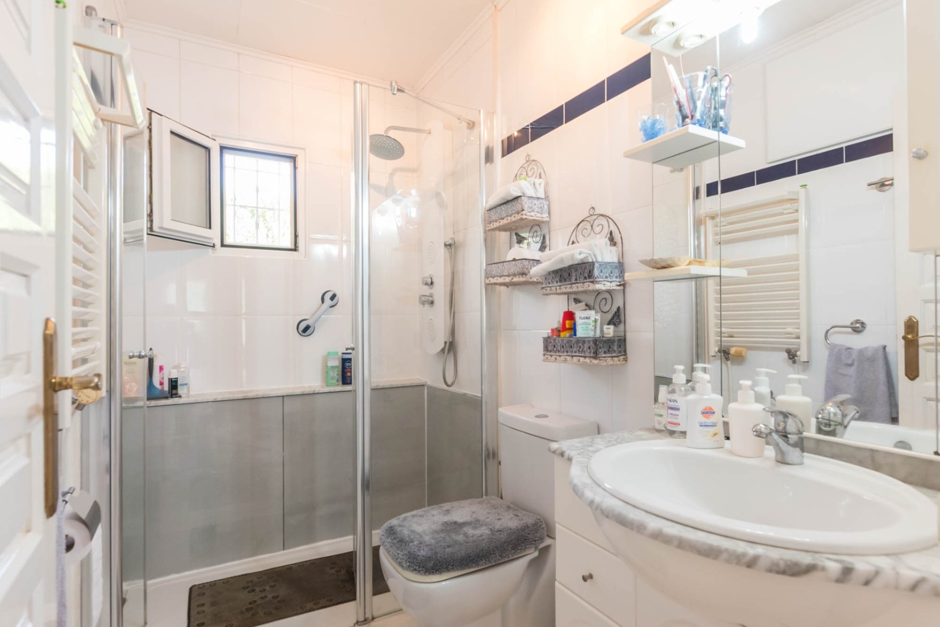 Resale - Villa - Los Alcázares