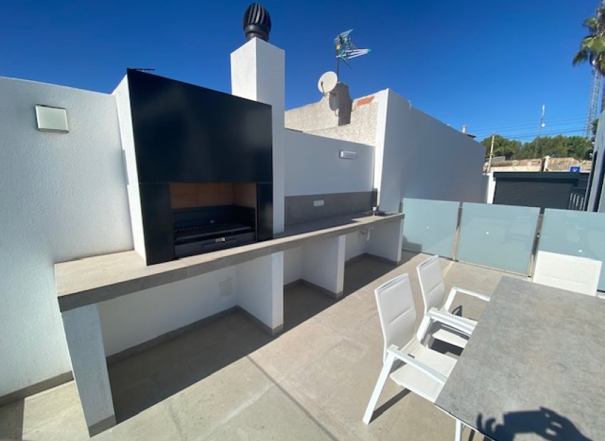 Resale - Villa - Los Balcones - Los Altos
