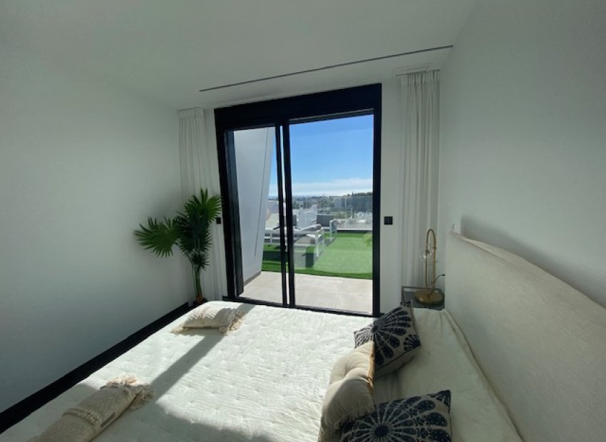 Resale - Villa - Los Balcones - Los Altos