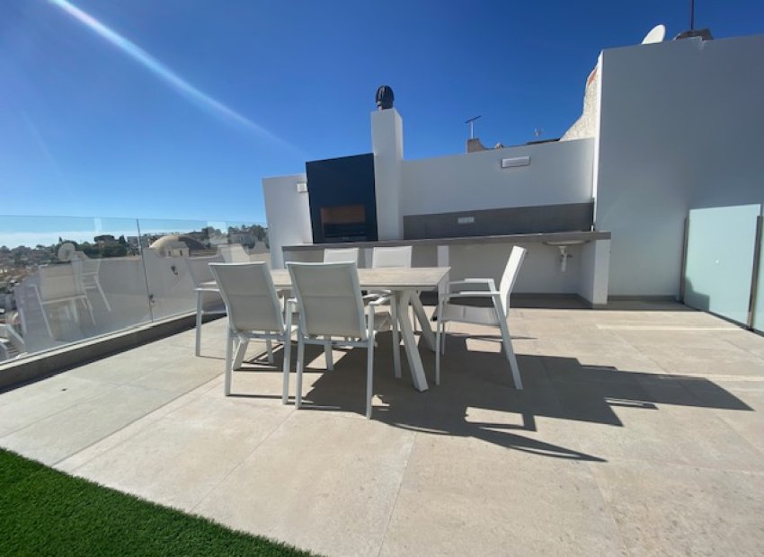 Resale - Villa - Los Balcones - Los Altos