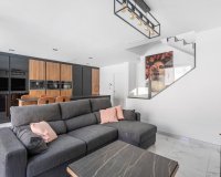 Resale - Villa - Los Montesinos - La Herrada