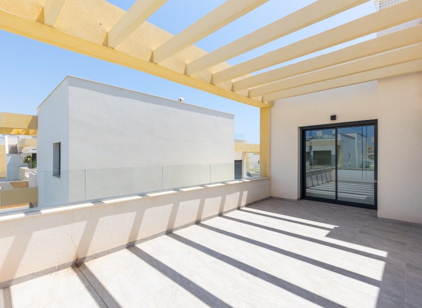 Resale - Villa - Los Montesinos - La Herrada