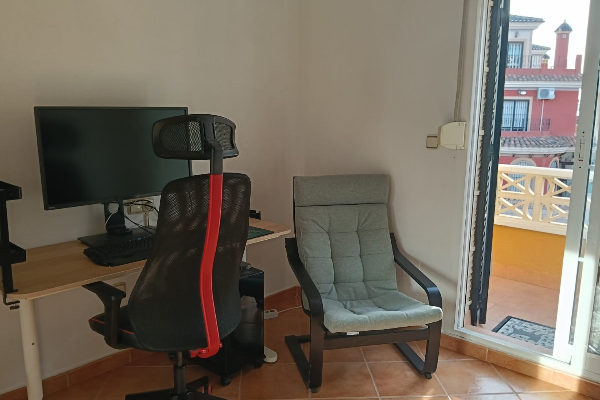 Resale - Villa - Los Montesinos - La Herrada