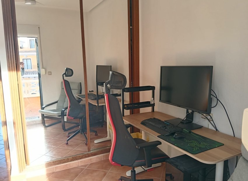 Resale - Villa - Los Montesinos - La Herrada