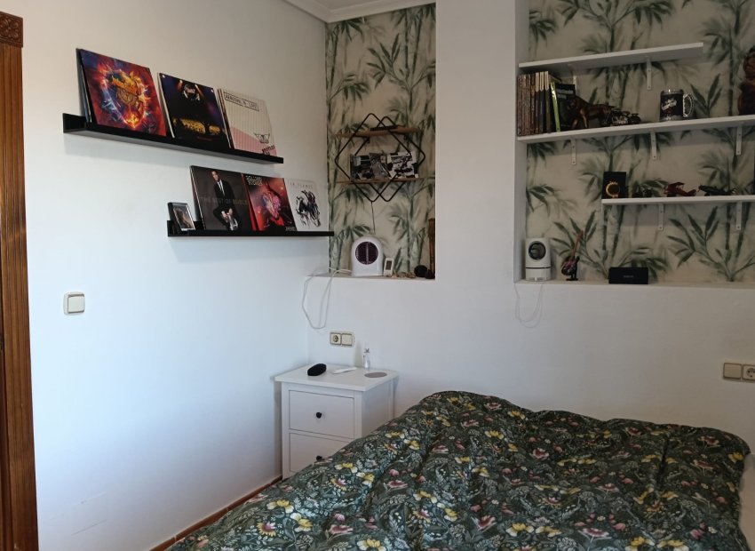 Resale - Villa - Los Montesinos - La Herrada