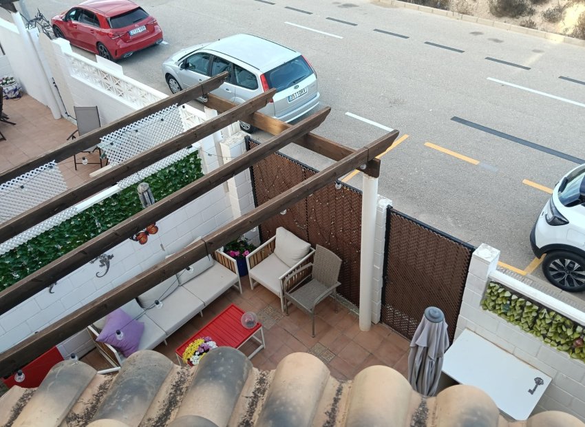 Resale - Villa - Los Montesinos - La Herrada