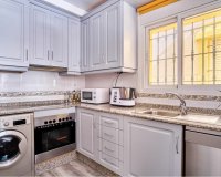 Resale - Villa - Los Montesinos - La Herrada