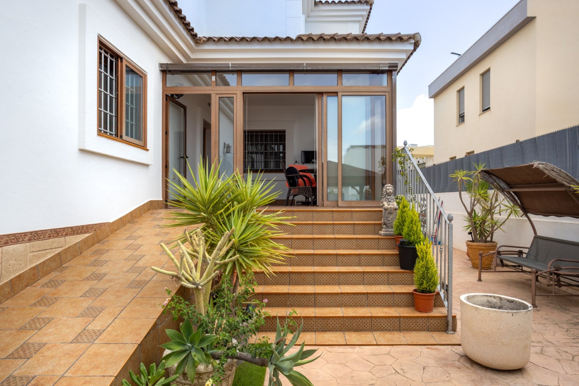 Resale - Villa - Los Montesinos - La Herrada