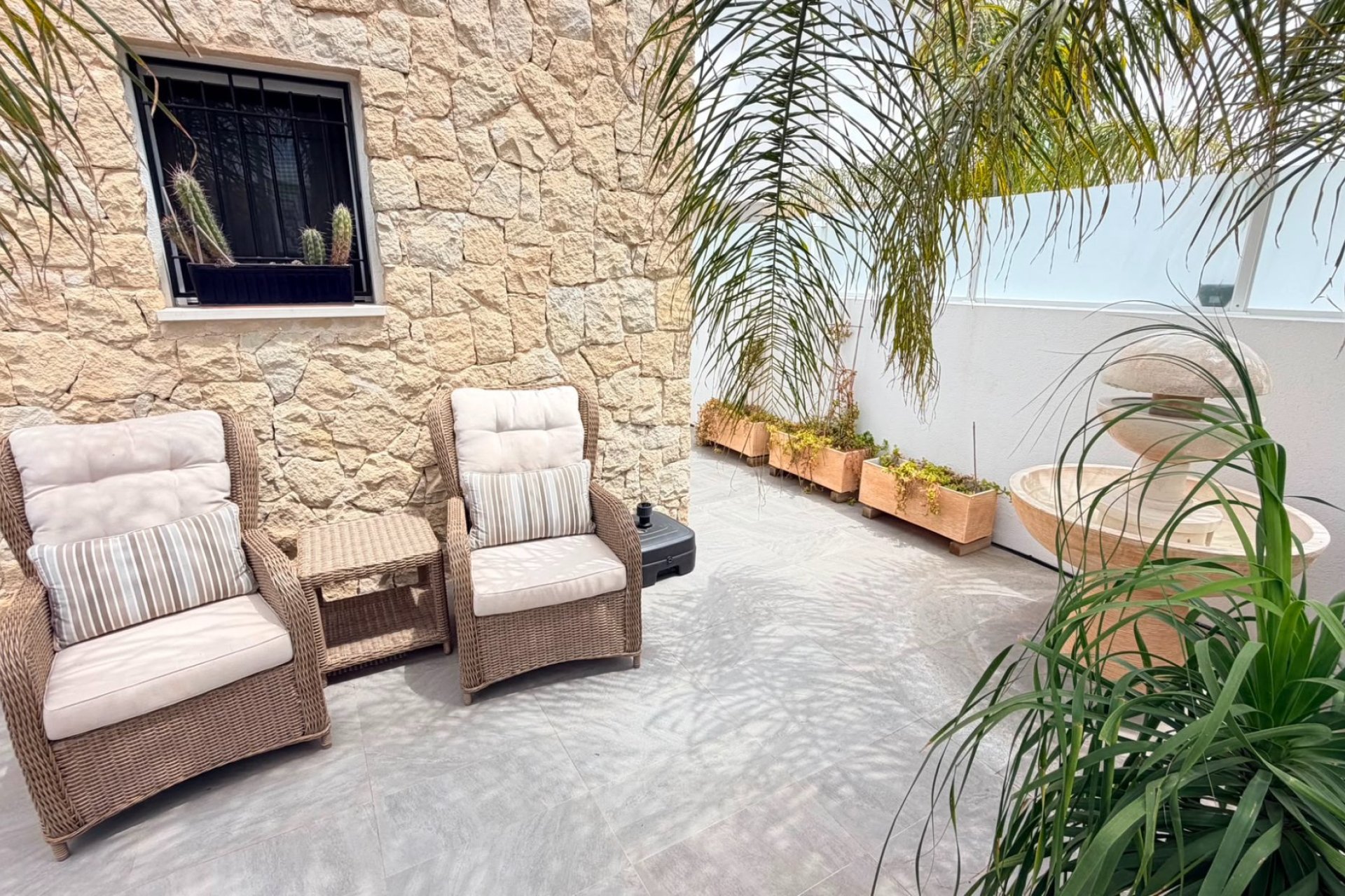 Resale - Villa - Los Montesinos - La Herrada