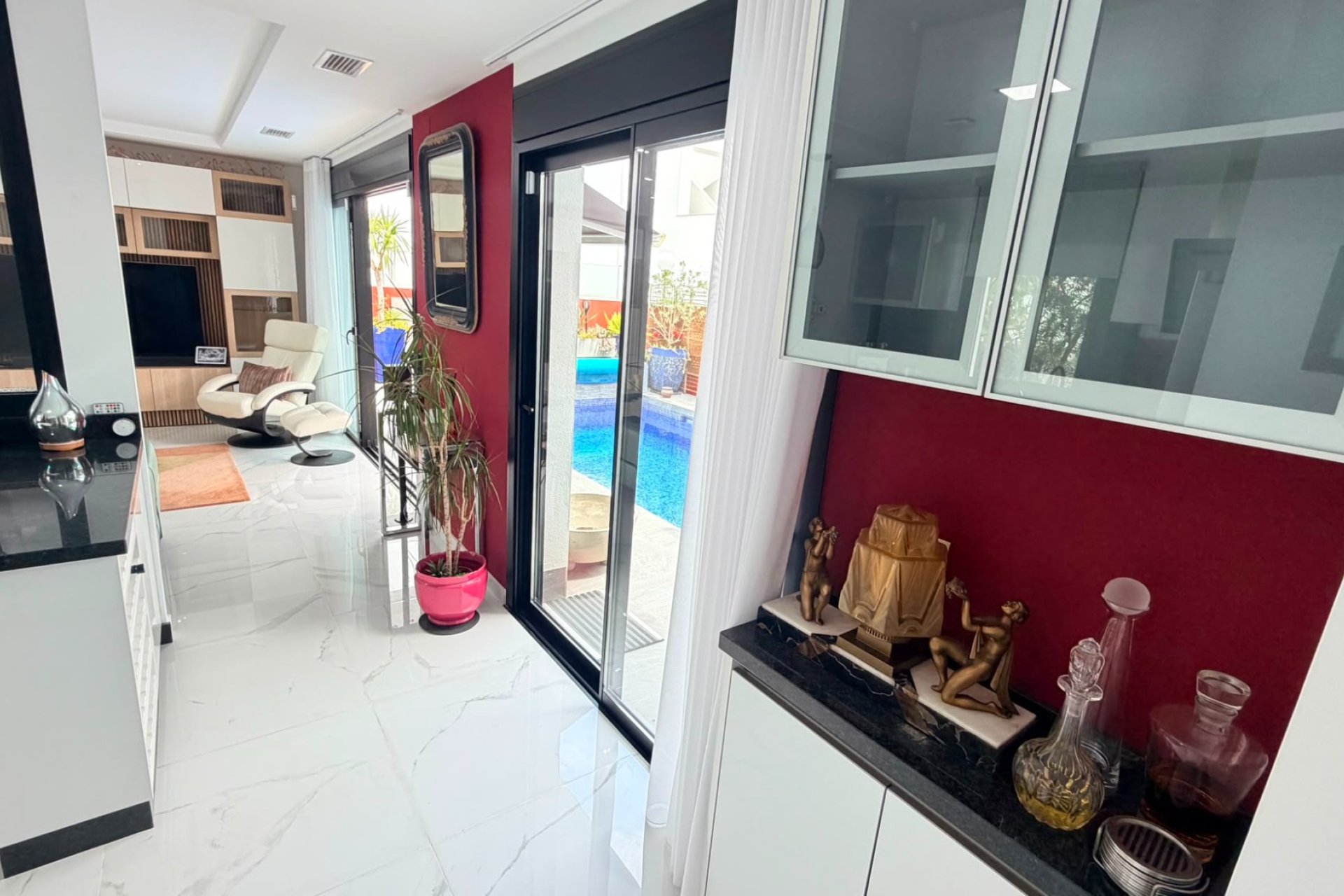 Resale - Villa - Los Montesinos - La Herrada