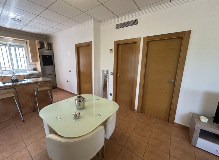 Resale - Villa - Los Urrutias