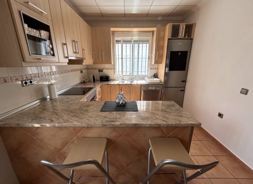 Resale - Villa - Los Urrutias