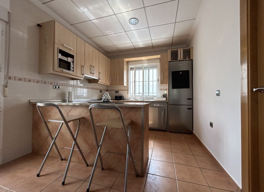 Resale - Villa - Los Urrutias