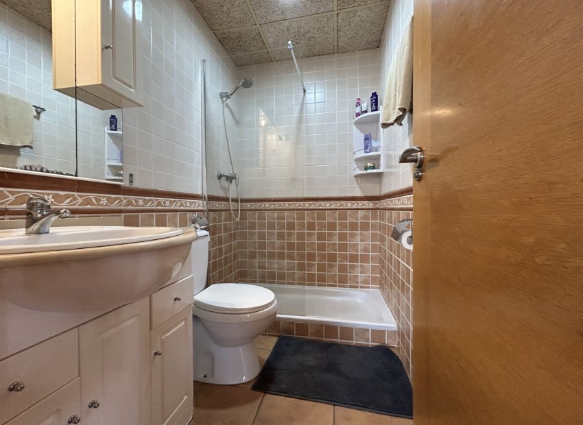 Resale - Villa - Los Urrutias
